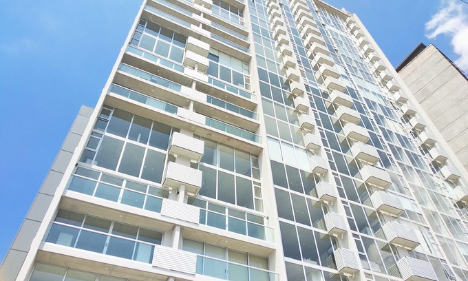 Curridabat Appartement | Studio dans Modern High Rise, AC, Pool, Gym, GREAT Location 6c