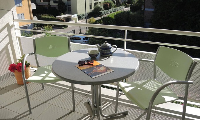 Ascona Appartement | Studio lumineux et moderne dans un endroit calme et ensoleillé et privilégié d'A