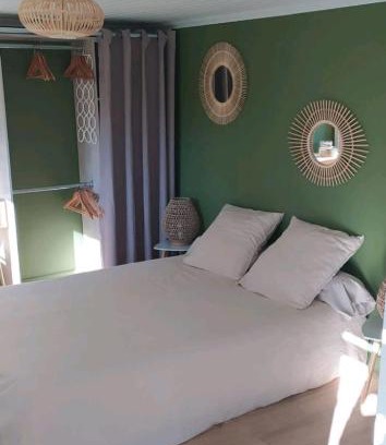 Les Hauts de Saint-Aubin Appartement | Studio indépendant au calme