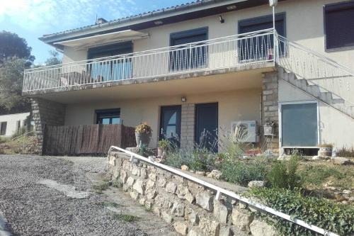 Laudun Appartement | Studio indépendant avec terrasse exposée sud