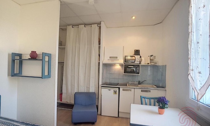 Lamalou-les-Bains Appartement | Studio Lamalou-les-Bains, 1 pièce, 1 personne - FR-1-451-68