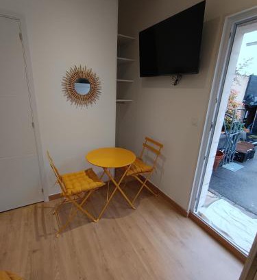 Pont-Sainte-Maxence Appartement | Studio neuf des amandines