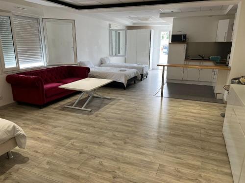 Mer Appartement | studio open space complet avec piscine
