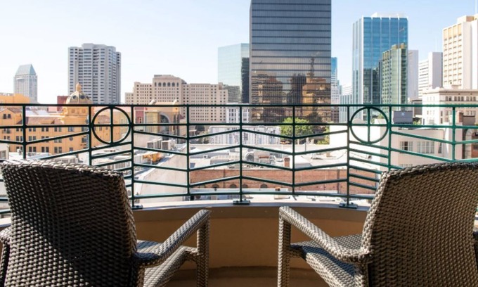 Civic Core Station Balnéaire | Spring Break Mar 14-20 Studio Overlooking the Gaslamp Quarters