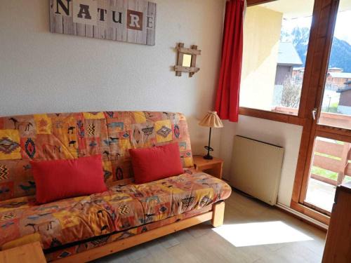 Vallandry Appartement | Studio pour 4 à Vallandry, proche des pistes avec TV et balcon - FR-1-411-277