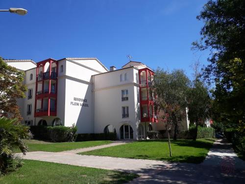 Lamalou-les-Bains Appartement | Studio rénové avec balcon, proche des Thermes de Lamalou, animaux acceptés, parking gratuit. - FR-1-451-131