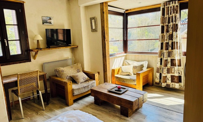 Brides-les-Bains Appartement | Studio rental with closed kitchen near spa center