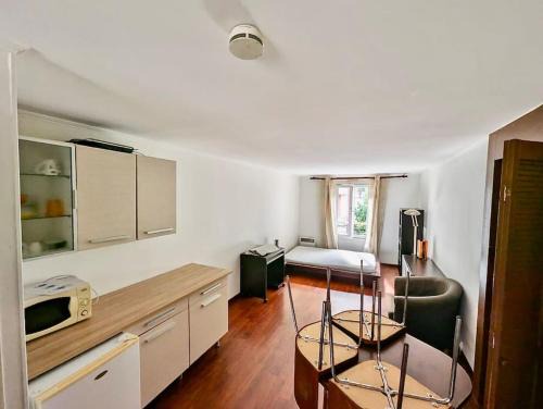 Quartier Chorier-Berriat Appartement | Studio Spacieux - Calme & Tout Equipé avec Wifi