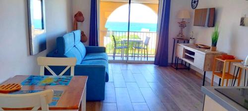 Algajola Appartement | Studio standing classé meublé de tourisme avec terrasse vue mer " les pieds dans l'eau " à Algajola