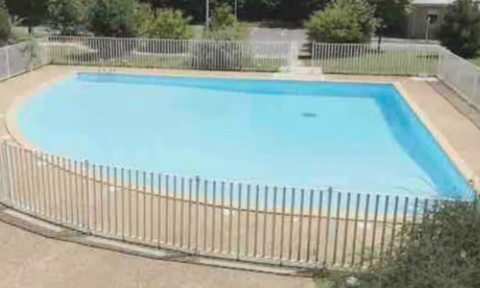 Saint-Gatien-des-Bois Appartement | Studio T1 fully equipped heated pool free parking les hauts d'honfleur