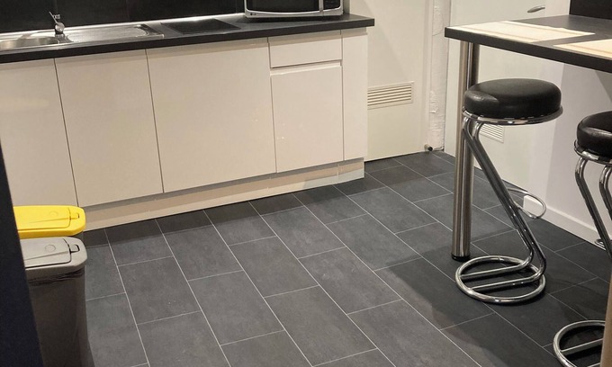 Frouard Appartement | Studio, tout équipé neuf avec terrasse, rue calme à 8 km de Nancy