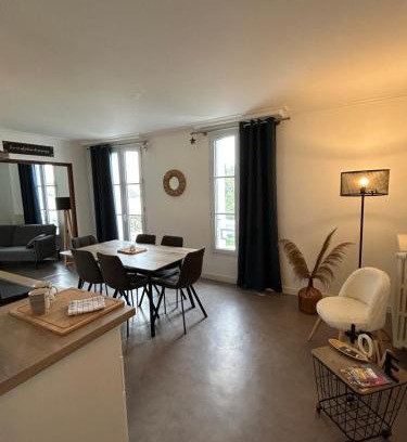Doue-la-Fontaine Appartement | Studio + très agréable en centre ville