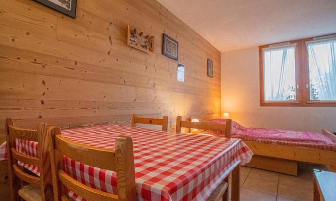 Les Avanchers-Valmorel Appartement | Studio Valmorel, 1 pièce, 2 personnes - FR-1-356-308
