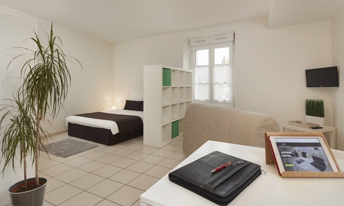 Ancenis Appartement | Studio - Vue sur Jardin