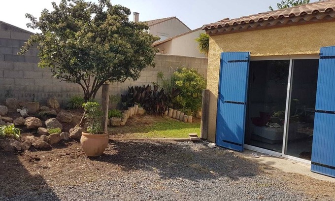 Nezignan-L'Eveque Appartement | Studio avec jardin et parking privé