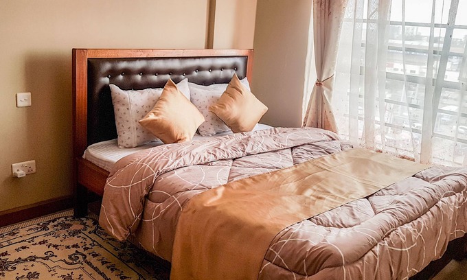 Langata Appartement | Studio avec lit King Size, ascenseur, WIFI et parking près de la ville, de l'aéroport JKIA et Wilson.