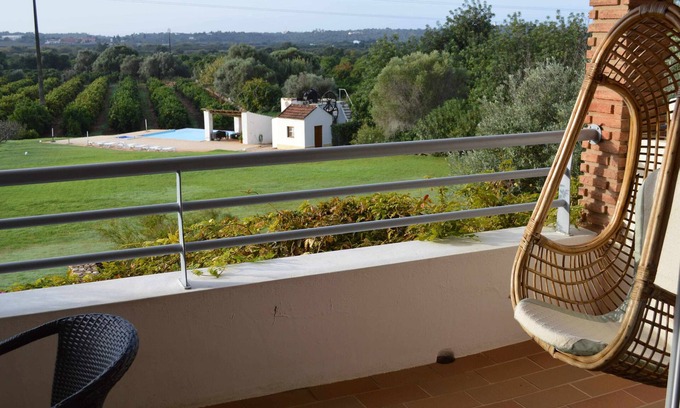 Silves Hôtel | Studio avec vue sur la piscine (2 personnes)