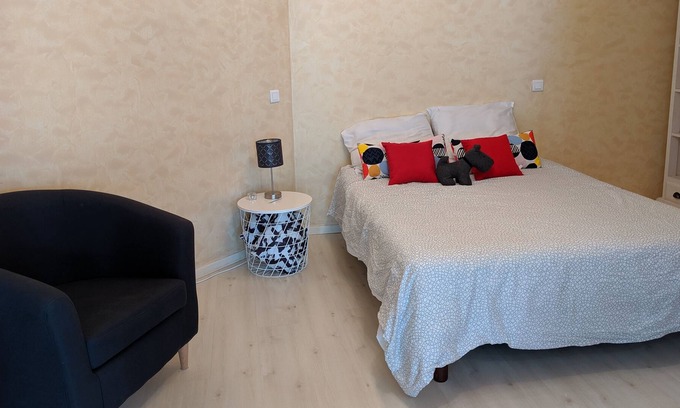 LʼHorme Appartement | Studio avec parking privé proche Saint-Chamond et Saint-Etienne