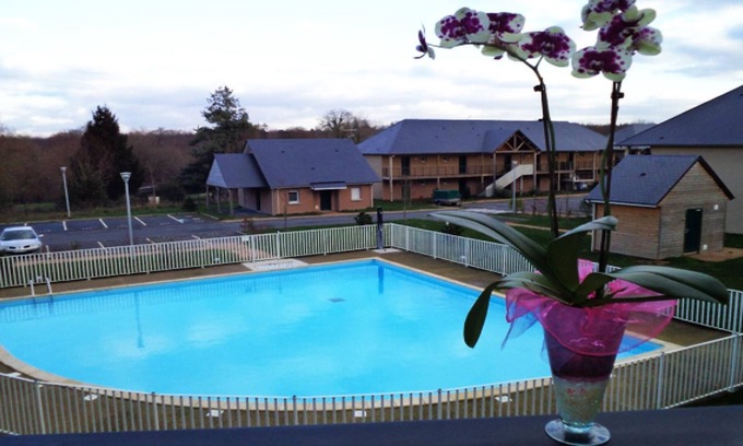 Saint-Gatien-des-Bois Appartement | Studio avec piscine aux portes d' Honfleur