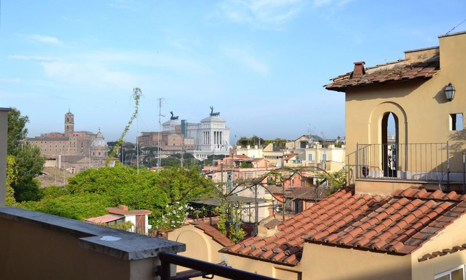 Monti Appartement | STUDIO AVEC VUE PRÈS DU COLOSSEUM