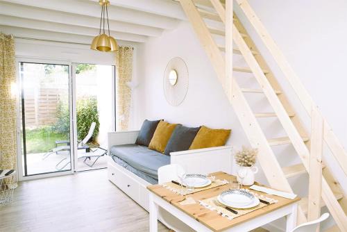 Bouaye Maison | "Studiocaroline44", 2 studios entre la ville et la mer, parking, cuisine, moins de 15min de l'aéroport