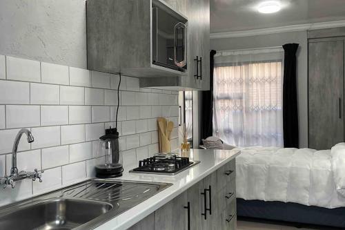 Polokwane Appartement | Studios at Monarch Inn