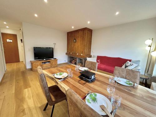 Megeve Appartement | Studios + Cabine à Megève, 4 Couchages, 500m des Remontées, Balcon Sud, Parking Inclus - FR-1-597-34