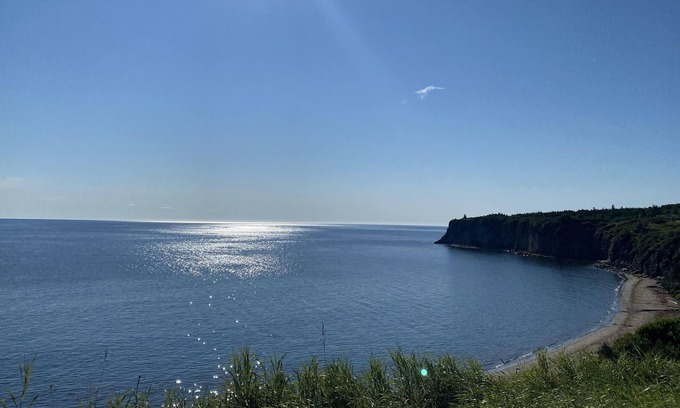 Le Rocher-Perce Regional County Municipality Maison | Stunning Oceanfront Cottage