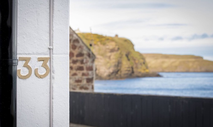 Pennan Cottage | Superbe 1 Chambre Fishermans Cottage Situé dans le magnifique village de Pennan
