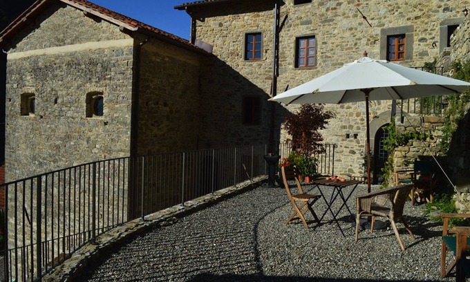 San Rocco in Turrite Maison | Superbe monastère du 13ème siècle restauré avec salle de banquet dans un endroit magnifique