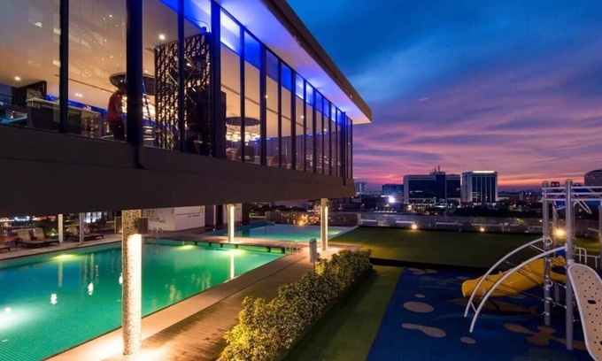 Bunga Paya Pantai Appartement | Stunning 1BR Suite Perfect View at Melaka Malaysia