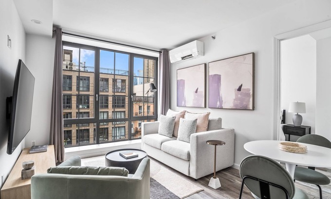 Central New York City Appartement | Stunning 2-bedroom Apartment Near Time Square and Hel'ls Kitchen