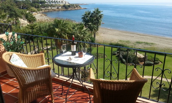 Estepona Appartement | Superbe 2-Bedroom Penthouse (de faible hauteur) juste à côté de la plage / Fab Vues