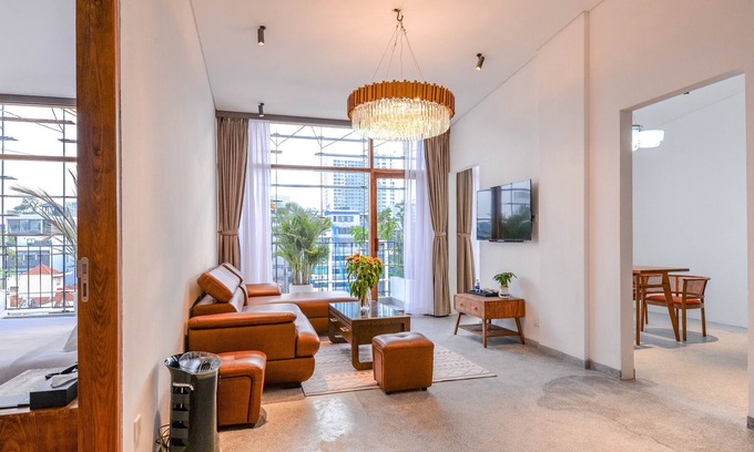 Dich Vong Appartement | Stunning 2B with Balcony in 22Land Residence