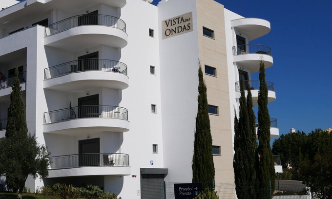 Olhos D'Agua Appartement | Superbe appartement au 2ème étage dans Olhos de Agua avec une vue fabuleuse sur la mer