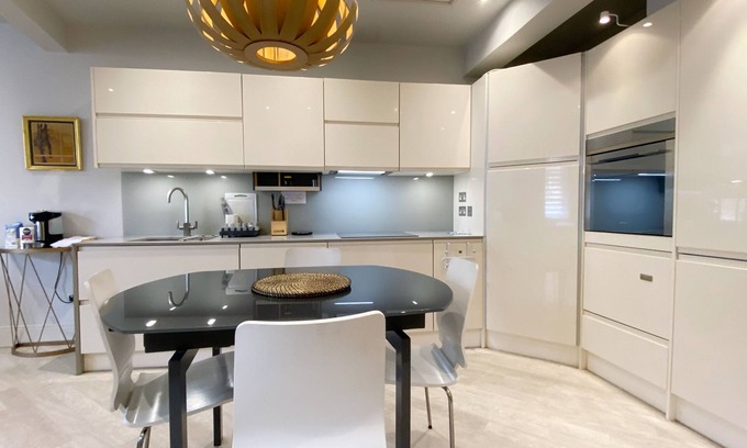 Vincent Square Maison | Stunning 3-Bed House in central london Westminster