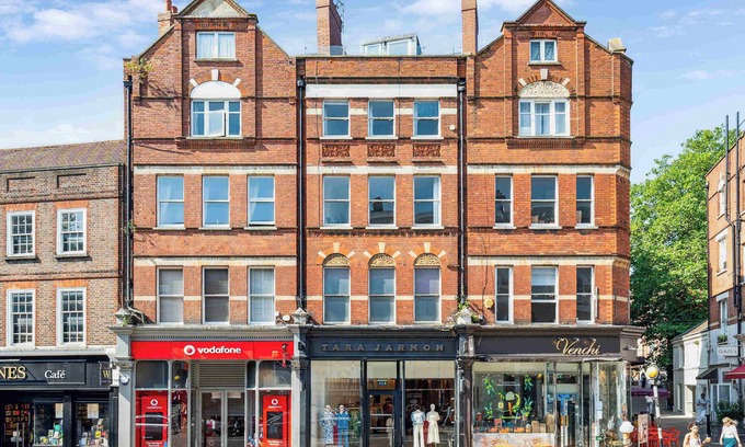 Frognal and Fitzjohns Appartement | Stunning 3-bedroom apartment in Hampstead by StayStayStay