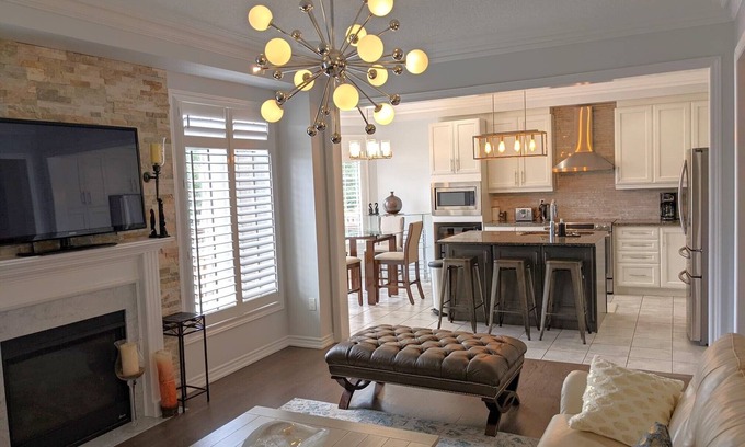 Georgetown Maison | Stunning 4-BDRM Home-Toronto Greater Area - Quiet Location