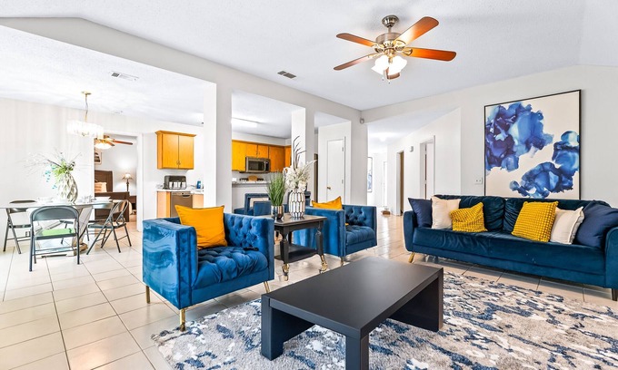 Buckner Terrace - Everglade Park Maison | stunning 4-bedroom house, only 10 minutes from downtown Dallas!