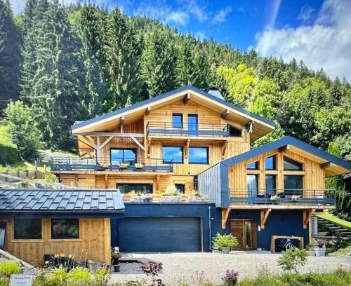 La Cote-d'Arbroz Appartement | Stunning apartment- mountain views near Morzine