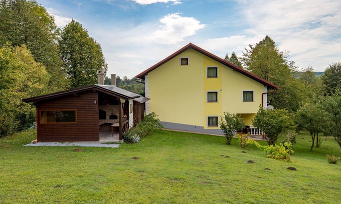 Vrbovsko Appartement | Stunning apartment in Vrbovsko