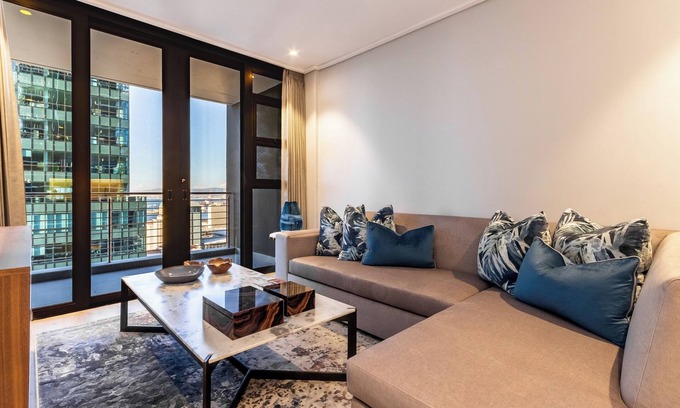 Flora Park Appartement | Stunning Apartment with City Views