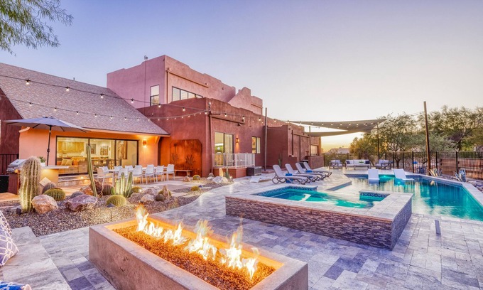 Desert View Village Maison | Stunning Arizona estate with mountain views, a heated pool, game room, & hot tub
