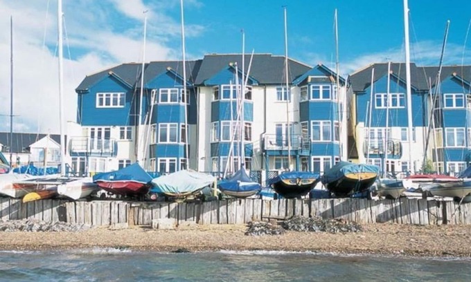 Exmouth Maison | Stunning Beach House with Panoramic Views