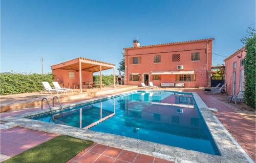 Riudellots de la Selva Maison | Stunning Home In Riudellots