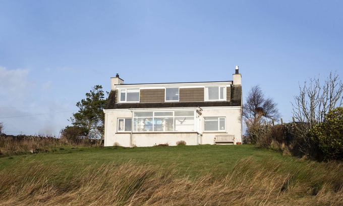 Lairg Maison | Stunning Home and Mountain and Sea Views With Fibre Wifi - Melness