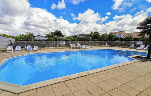 L'Aiguillon-sur-Vie Maison | Stunning Home In L'aiguillon-Sur-Vie