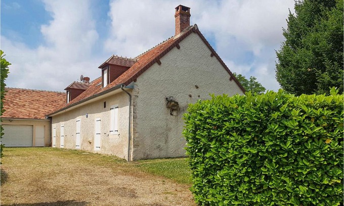 Ardentes Maison | Stunning Home In Ardentes With Kitchen