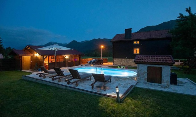Gospic Maison | Superbe maison à Gospic