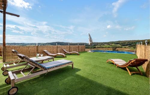 Kraljevec Sesvetski Maison | Stunning Home In Hrascina With Sauna